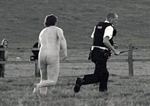 Town Moor Streaker chases a cop